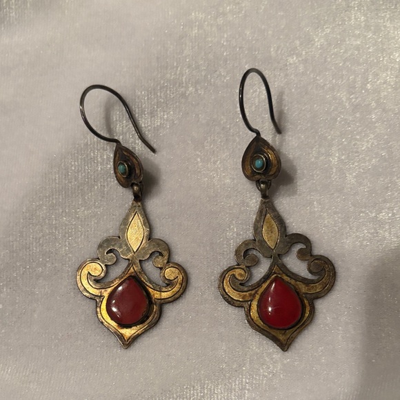 Jewelry - Elegant Gold and Red Dangle Earrings